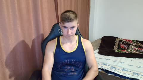 todhorny987 online show from 12/20/24, 05:57