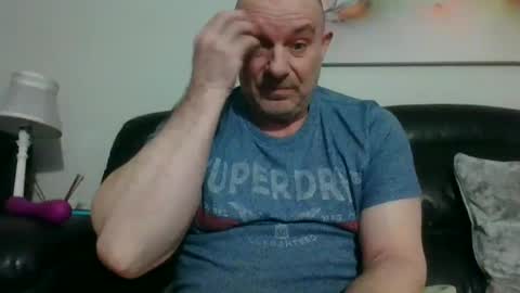 Snapshot of toerag69 chatting on 12/27/24, 11:42 toerag69 online show from 12/27/24, 11:42