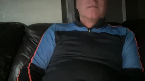 Snapshot of toggaman chatting on 12/15/24, 11:31 Joshua1983 online show from 12/15/24, 11:31