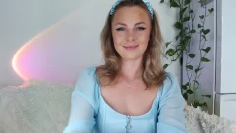 tokens_are_sexy online show from 06/18/26, 09:52