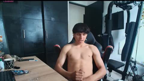 tokio2005 online show from 12/17/25, 01:28