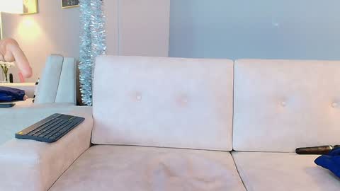 Tokio online show from 01/12/25, 12:07