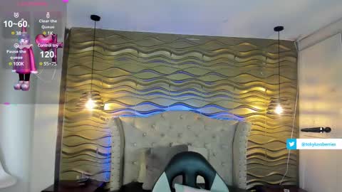 toky         online show from 02/18/25, 07:09