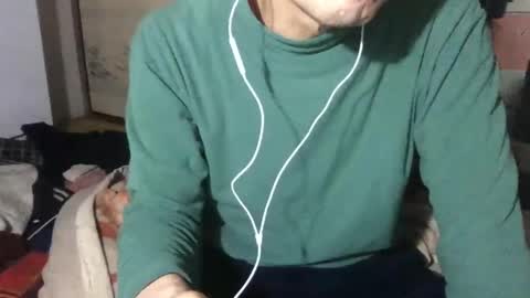 small man online show from 03/03/25, 02:58