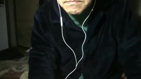 small man online show from 03/09/25, 07:26