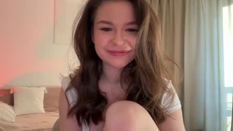 Alice  Alice -   online show from 04/13/26, 03:39