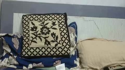 Snapshot of tokyo_indian chatting on 10/25/25, 04:42 Tokyo online show from 10/25/25, 04:42