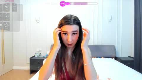 Lia online show from 12/16/25, 05:34