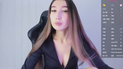 Lia online show from 01/09/26, 03:42