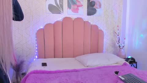 Tokyo  online show from 12/28/24, 03:47