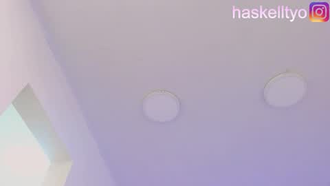 Tokyo  online show from 02/05/25, 10:30