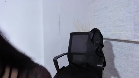 Tokyo online show from 11/27/25, 11:01