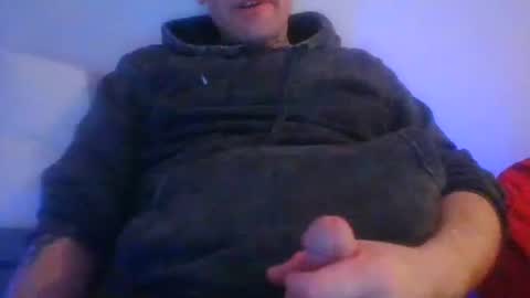 tom10041984_ online show from 02/23/26, 01:36