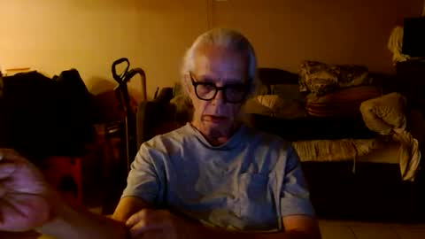tom112292014 online show from 09/21/25, 01:07