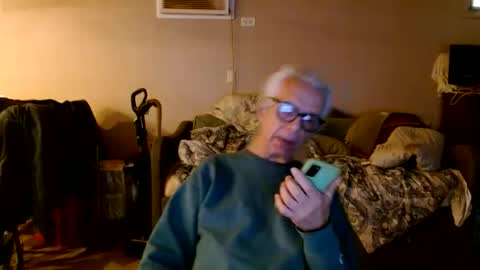 Snapshot of tom112292014 chatting on 01/16/26, 05:39 tom112292014 online show from 01/16/26, 05:39