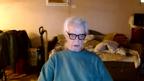 Snapshot of tom112292014 chatting on 01/19/26, 02:21 tom112292014 online show from 01/19/26, 02:21