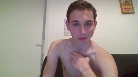 Snapshot of tom13474745 chatting on 03/08/26, 08:23 Tom online show from 03/08/26, 08:23