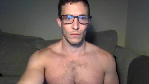 tom90ukx online show from 01/31/25, 03:33