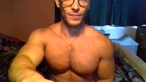 tom90ukx online show from 10/13/25, 12:38