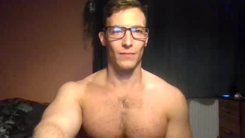 tom90ukx online show from 02/20/26, 05:35