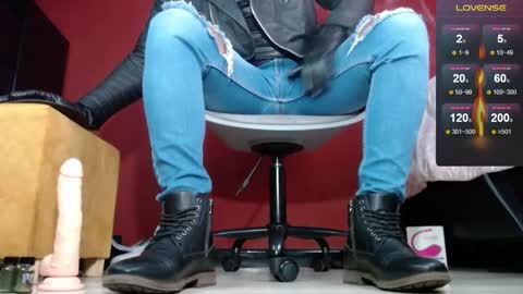 Tom online show from 02/09/25, 03:45