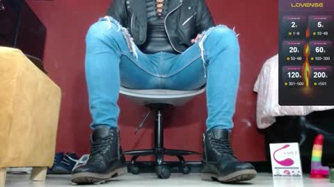 Tom online show from 02/11/25, 12:05