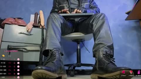 Tom online show from 04/01/26, 03:53