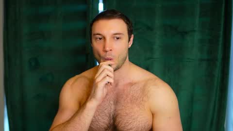Snapshot of tom_fordd chatting on 04/20/26, 06:16 Tom online show from 04/20/26, 06:16