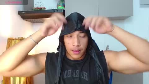 Tom muscle1 online show from 02/07/25, 03:08