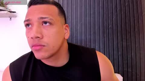 Tom muscle1 online show from 11/06/25, 11:55