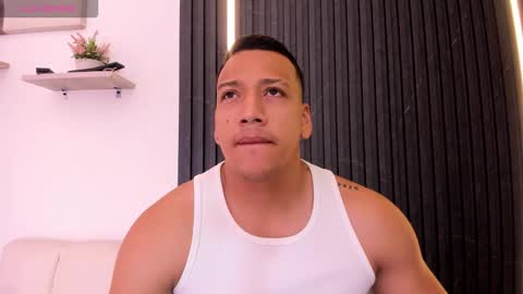 Tom muscle1 online show from 11/08/25, 12:05