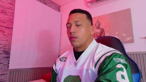 Tom muscle1 online show from 12/02/25, 11:48