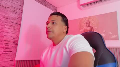 Tom muscle1 online show from 02/04/26, 11:49