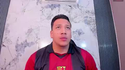 Tom muscle1 online show from 03/01/26, 12:18