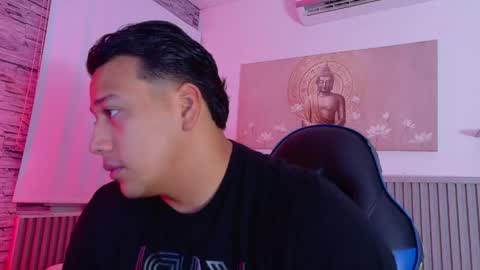 Tom muscle1 online show from 04/17/26, 11:57