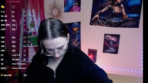 Toma online show from 01/23/25, 01:56