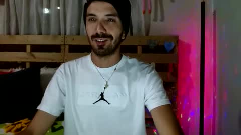 tomas gerauld. make me happy with 10000 tokens online show from 02/05/26, 03:00