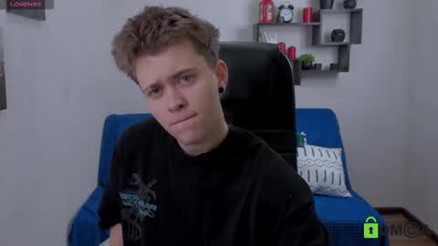 tomas_norton online show from 12/19/25, 10:11