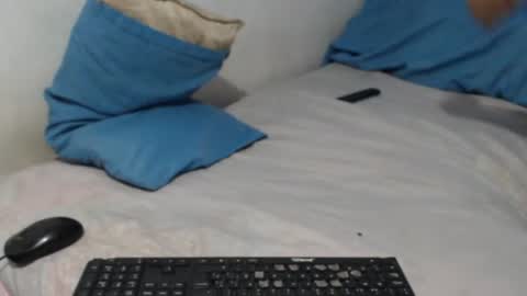 tomas_turbado_ online show from 07/08/26, 09:03