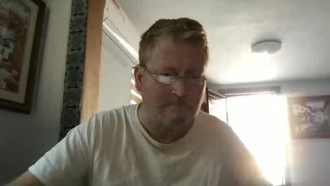 Snapshot of tomascausa chatting on 12/06/24, 06:06 Hola online show from 12/06/24, 06:06