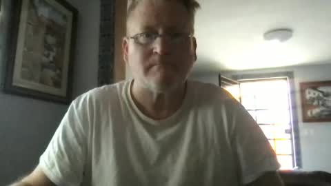 Snapshot of tomascausa chatting on 02/06/25, 11:58 Hola online show from 02/06/25, 11:58