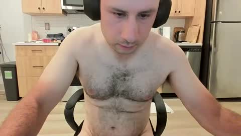 Snapshot of tomashe007 chatting on 06/11/26, 02:53 Figaroo online show from 06/11/26, 02:53