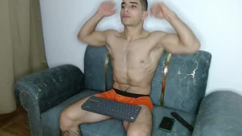tomaz_18 online show from 05/20/26, 02:51