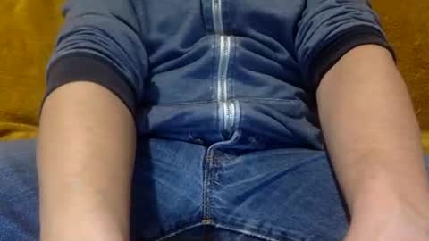 tombi125 online show from 02/16/26, 06:15