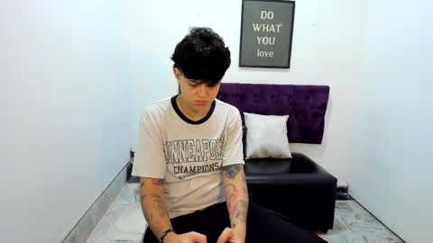 Snapshot of tomboy_natali chatting on 05/25/26, 07:42 IAN SAYD online show from 05/25/26, 07:42