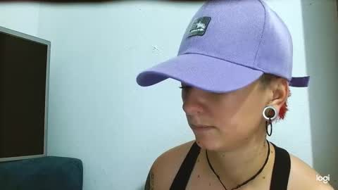 Blue online show from 03/06/25, 09:42