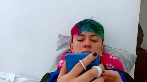 Blue online show from 11/26/25, 01:45