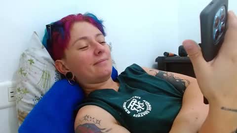 Blue online show from 04/02/26, 06:27