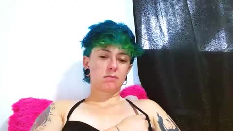 Blue online show from 04/15/26, 07:32