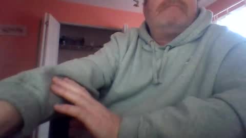 tomcat4848 online show from 04/12/26, 08:14